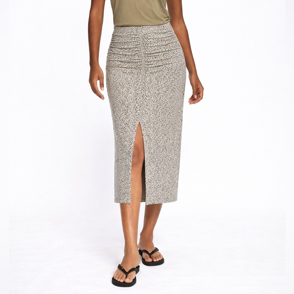 MUS AND BUMBON Olive Green Midi Skirt with tiny flowers, Front slit, Small